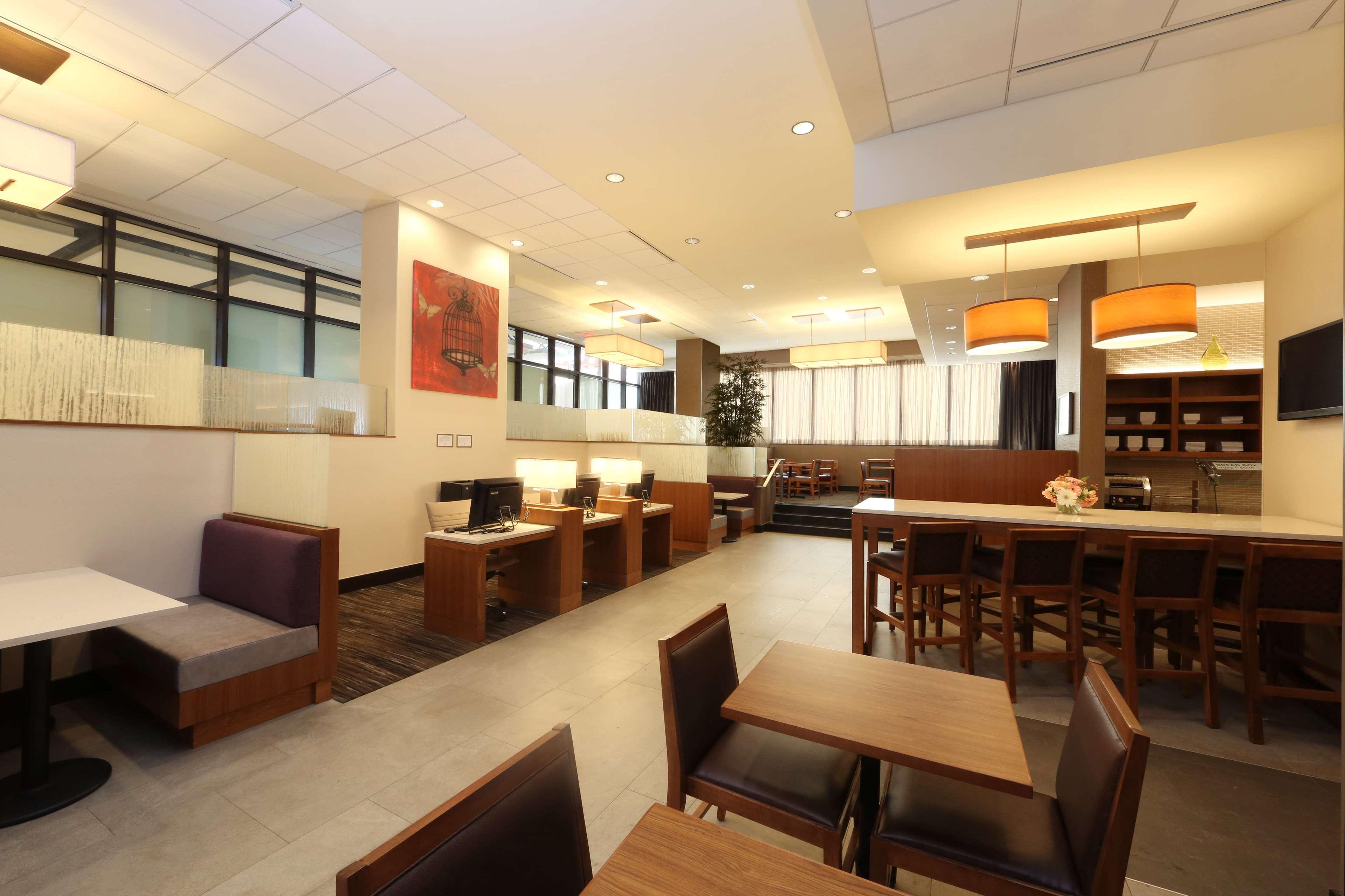Hyatt Place Flushing/LGA Airport New York Exteriör bild