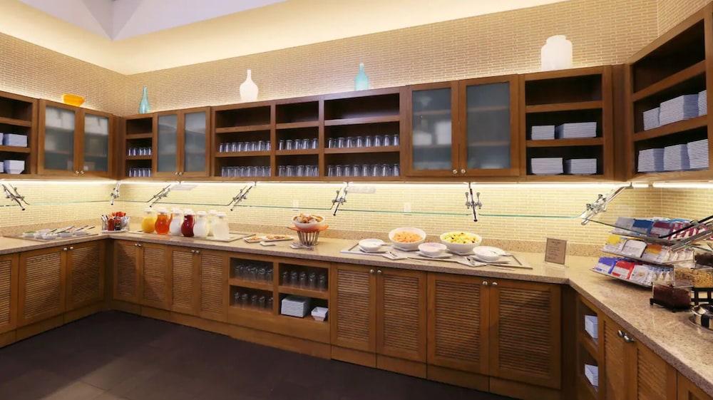 Hyatt Place Flushing/LGA Airport New York Exteriör bild