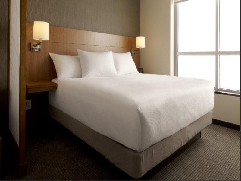 Hyatt Place Flushing/LGA Airport New York Exteriör bild