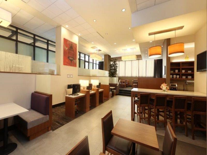 Hyatt Place Flushing/LGA Airport New York Exteriör bild